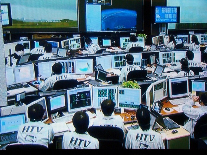 Hàng trăm người điều hành vụ phóng tên lửa tại Trung tâm điều khiển. TRA CỨU ĐIỂM THI ĐẠI HỌC CAO ĐẲNG 2012